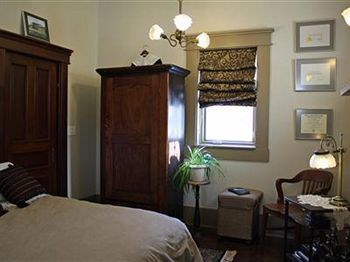 איווה סיטי Plum Grove Inn מראה חיצוני תמונה